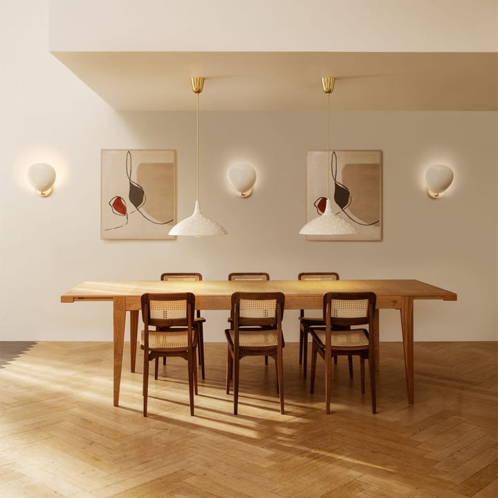 S-table eettafel, american walnut, extendable GUBI