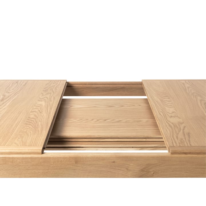 S-table eettafel, oak matt lacqured, extendable GUBI