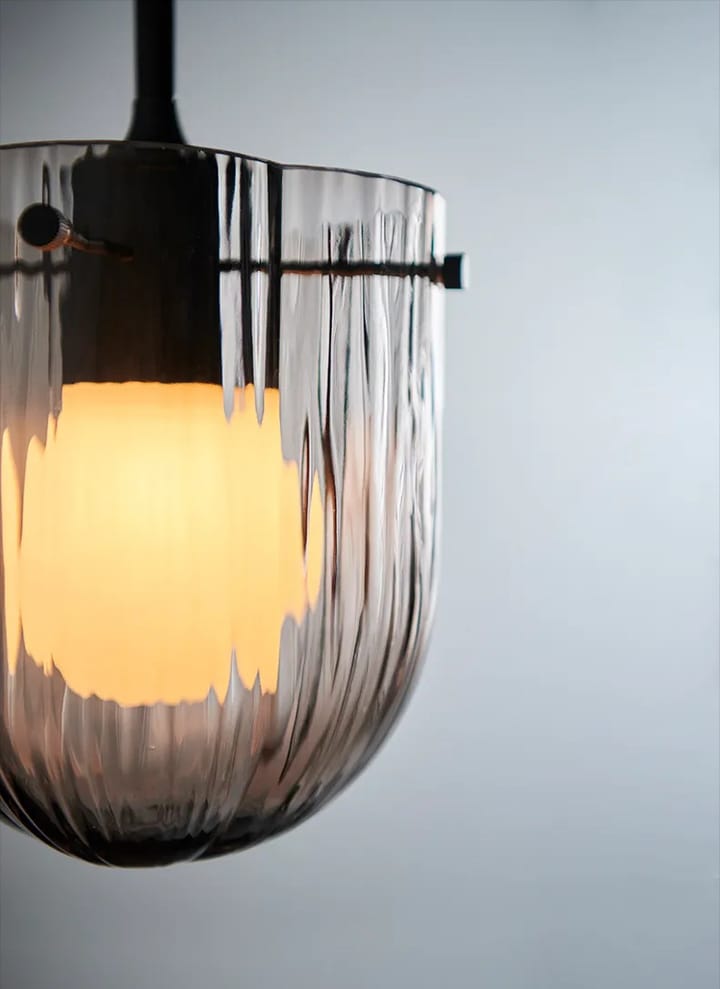 Seine hanglamp Ø17,2 cm, Brass-smoke GUBI