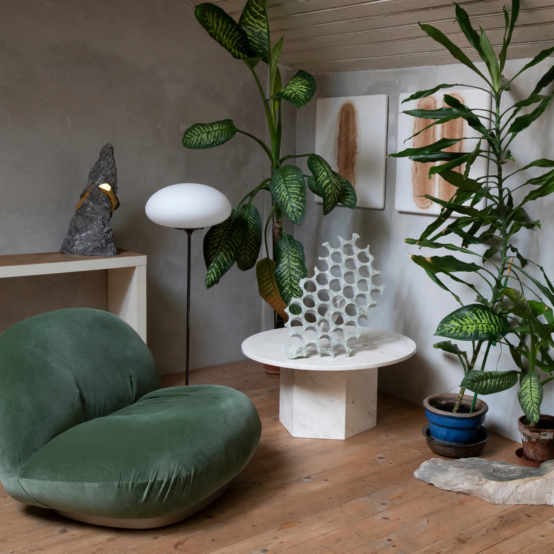 Stemlite vloerlamp 110 cm, Black Chrome GUBI