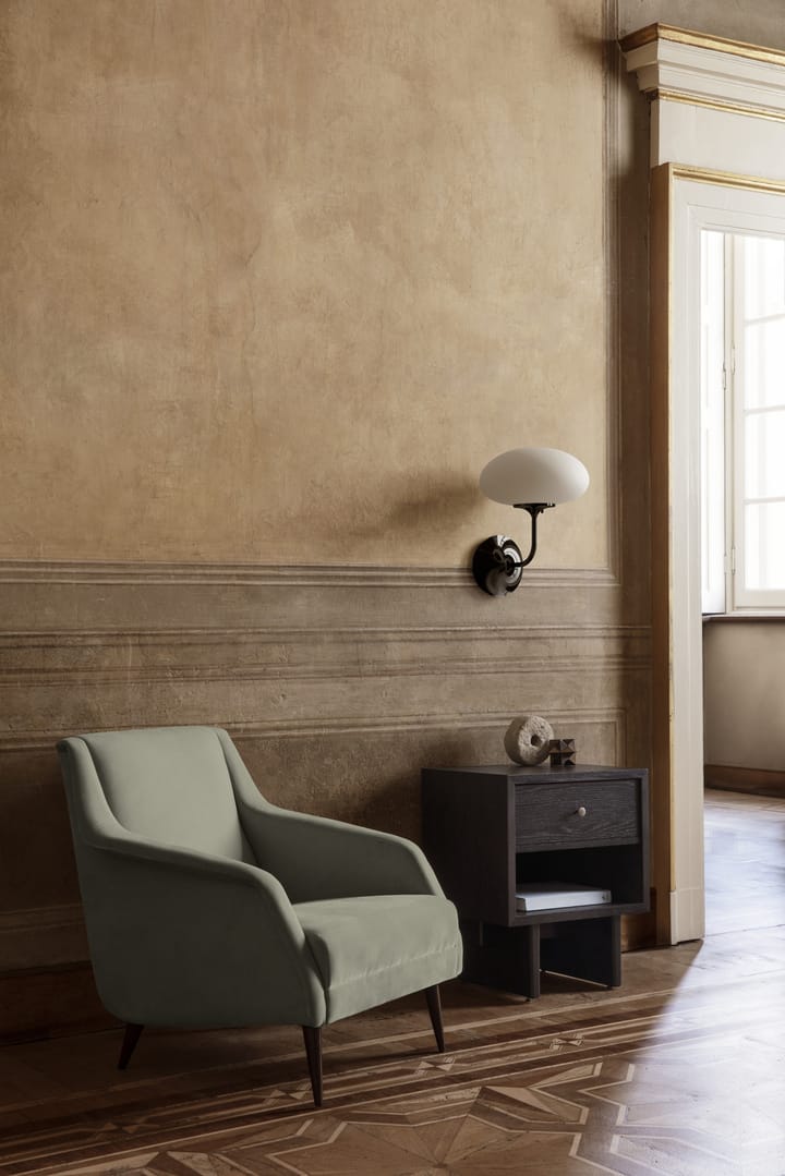Stemlite wandlamp, Zwart chroom-bevroren glas GUBI