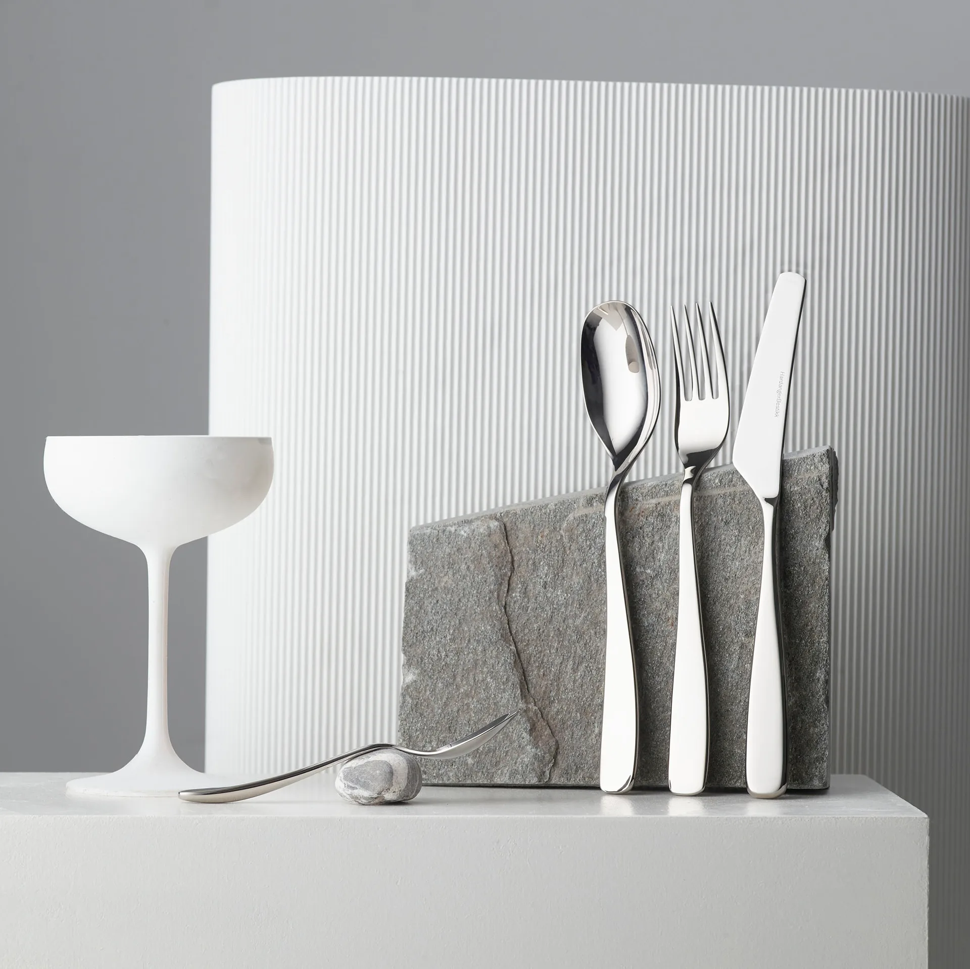 Tuva bestek 24-delig, roestvrijstaal Hardanger Bestikk