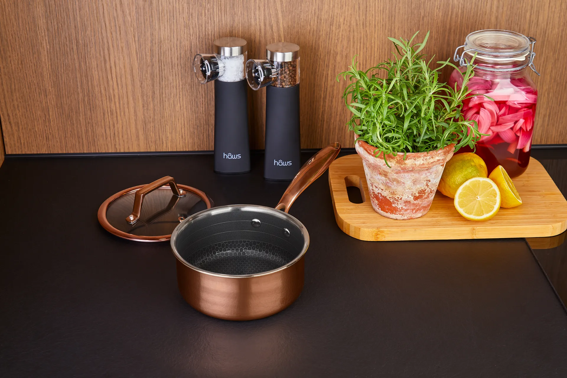 Hâws Santo steelpan met deksel hybrid coating 1,5 L, Rose Gold Hâws
