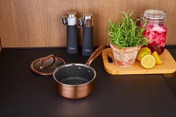 Hâws Santo steelpan met deksel hybrid coating 1,5 L - Rose Gold - Hâws