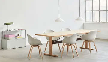 About a Chair 22 2.0 stoel - Wit – gelakt eiken onderstel - HAY