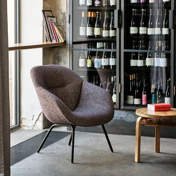 About a Lounge 87 Soft fauteuil - Sense black–zwart stalen onderstel - HAY