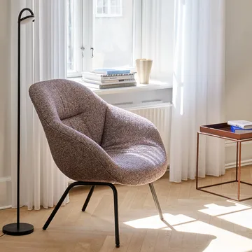 About a Lounge 87 Soft fauteuil - Sense black–zwart stalen onderstel - HAY