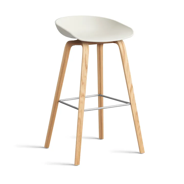 About a Stool 32 High barkruk gelakt eiken onderstel 2.0 - Melange cream – roestvrijstalen steun - HAY