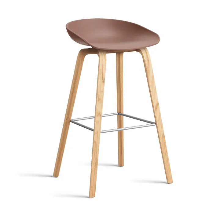 About a Stool 32 High barkruk gelakt eiken onderstel 2.0 - Soft brick – roestvrijstalen steun - HAY