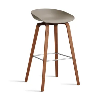 About a Stool 32 High barkruk walnoot onderstel 2.0 - Khaki – roestvrijstalen steun - HAY