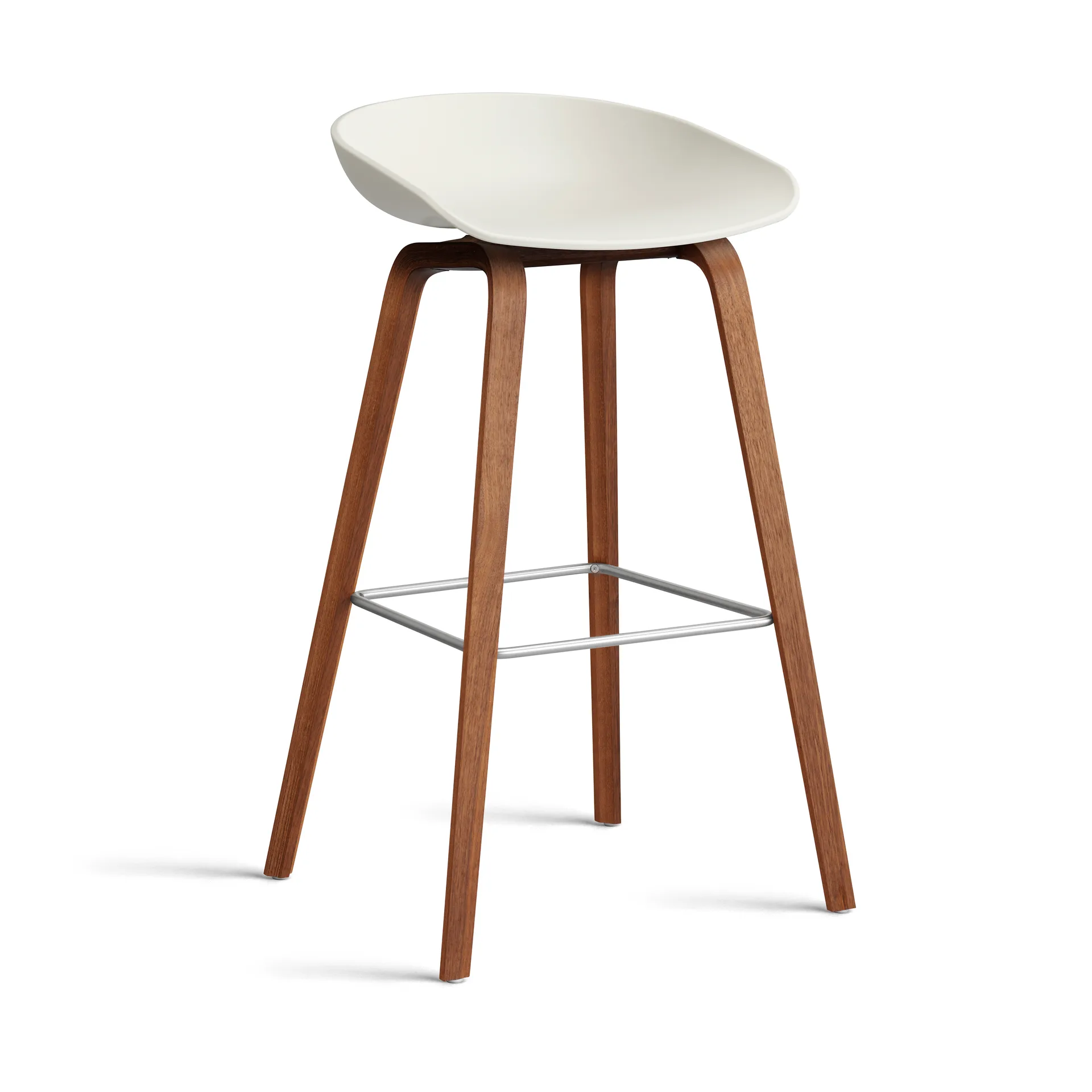 About a Stool 32 High barkruk walnoot onderstel 2.0, Melange cream – roestvrijstalen steun HAY