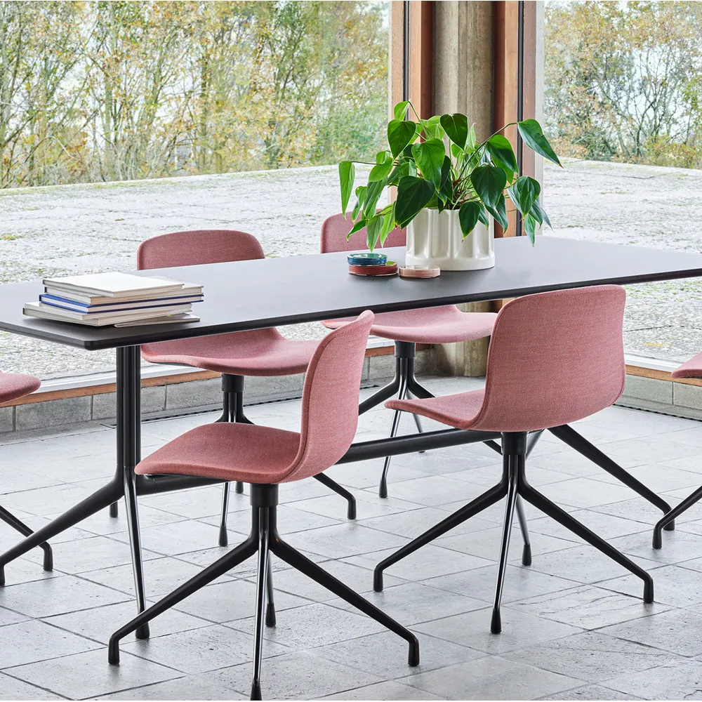 About a Table 10 eettafel, Black linoleum–160x80 cm–zwart onderstel HAY