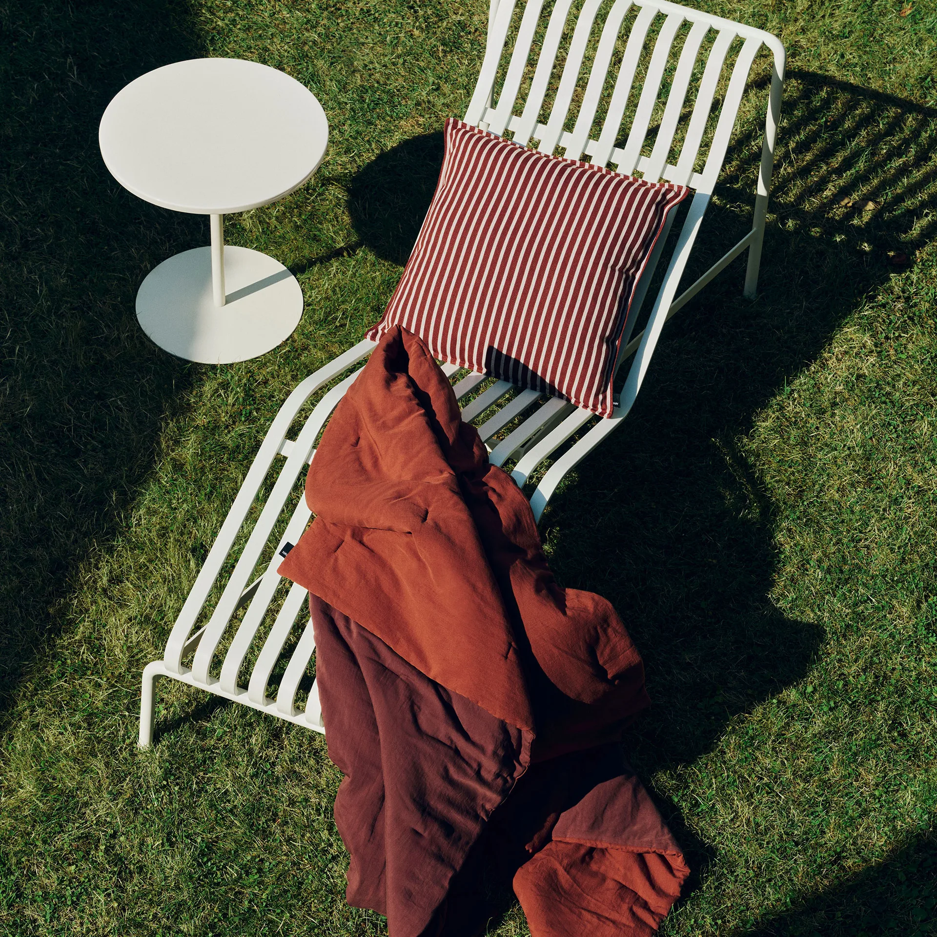 Air Quilt plaid, Iron red, 140x200 cm HAY