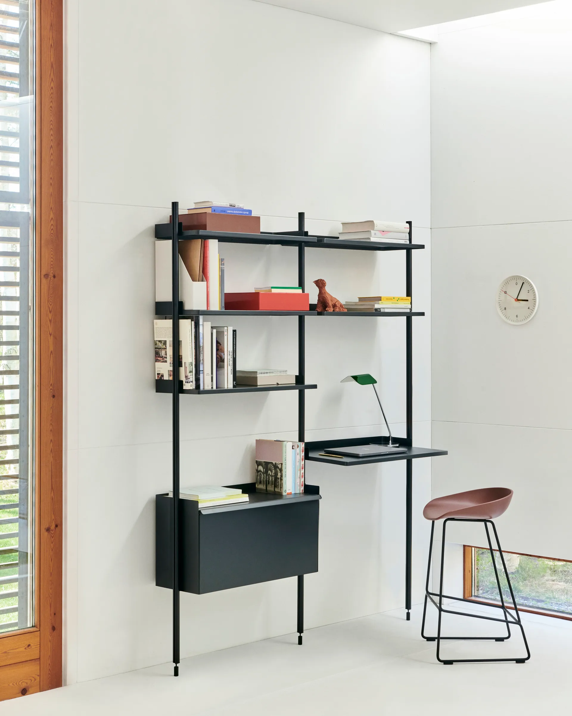 Apex bureaulamp, Emerald green HAY