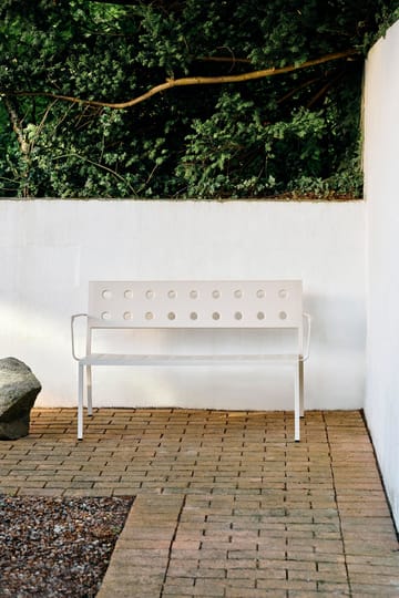 Balcony Dining bank 114x52 cm - Chalk beige - HAY