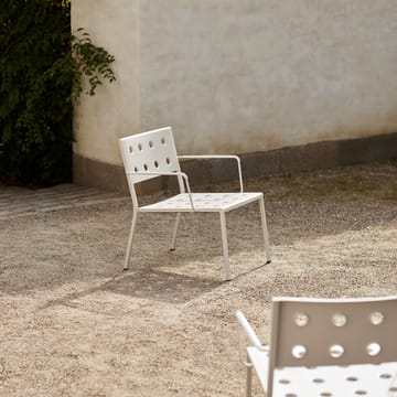 Balcony loungefauteuil - chalk beige - HAY