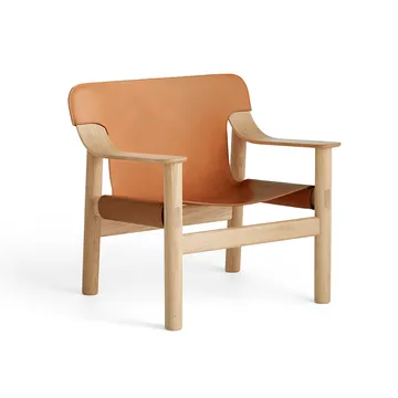 Bernard fauteuil - Leer brandy, watergedragen gelakt eiken onderstel - HAY