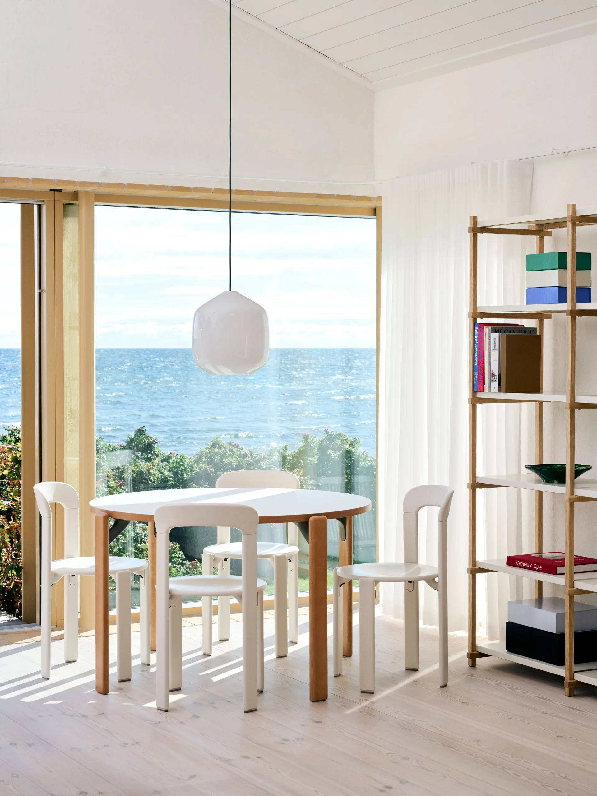 Buoy hanglamp Ø30 cm, Opal glass-clay white HAY