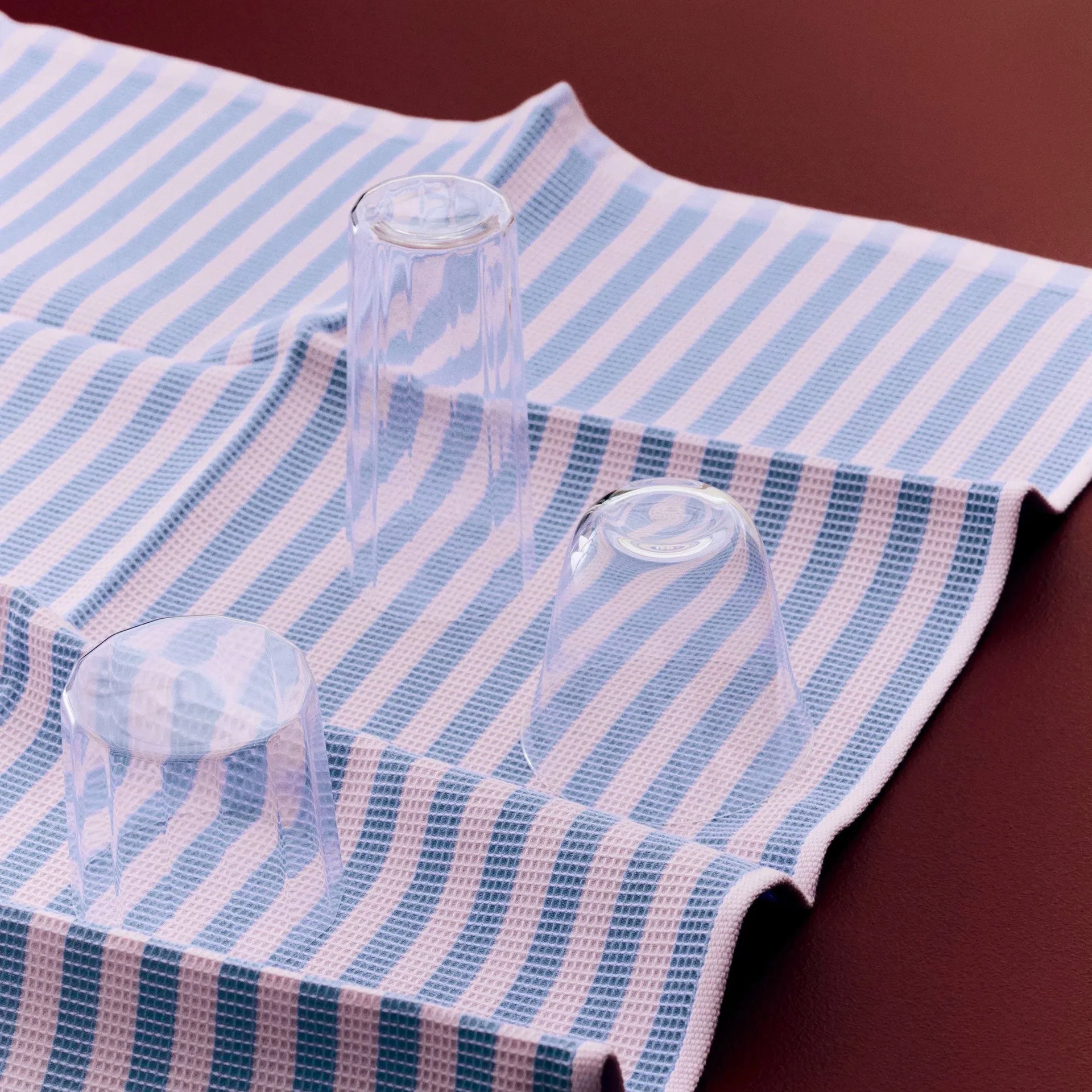 Canteen keukendoek 52x80 cm, Sky blue-light pink blokstreep HAY