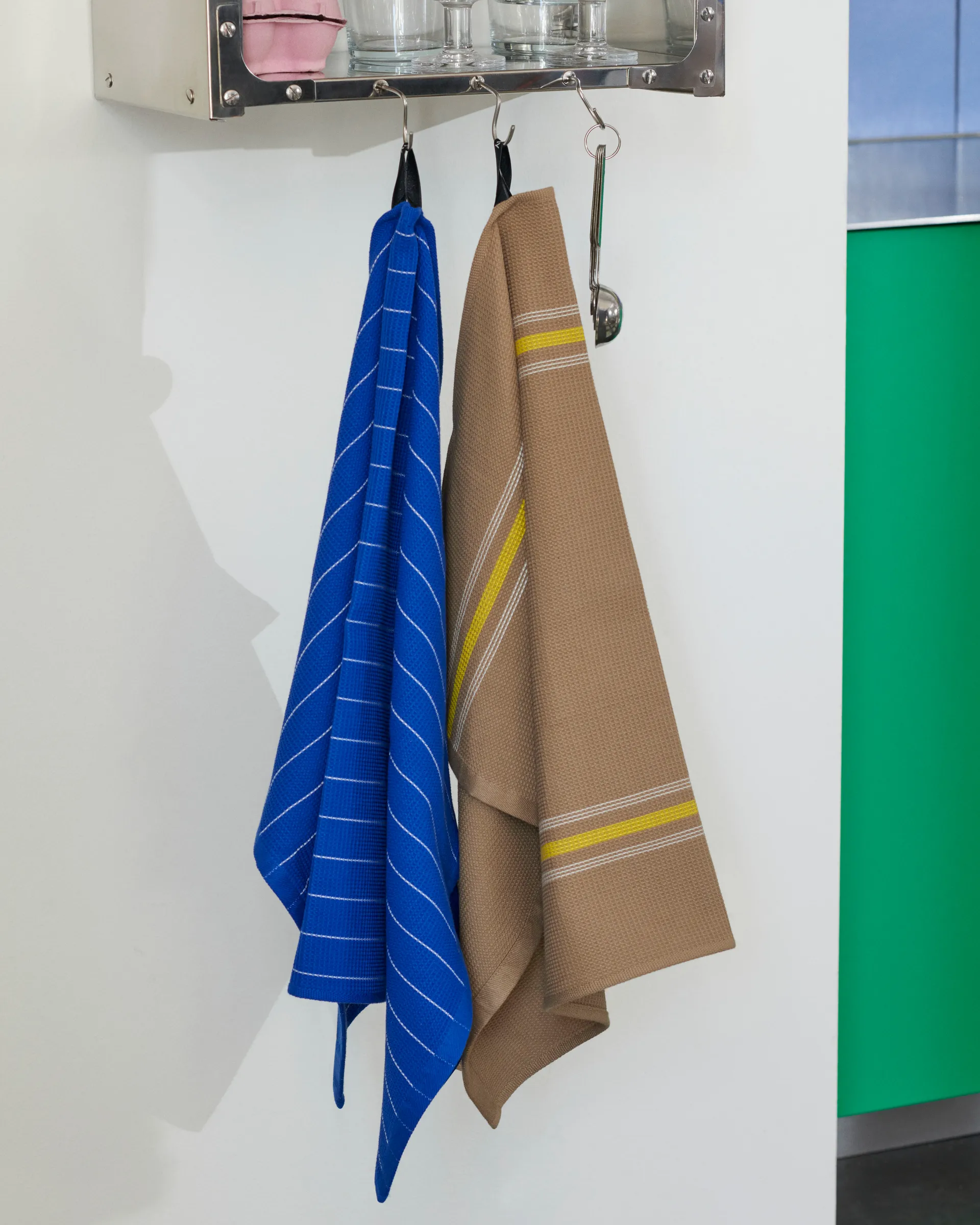Canteen keukenhanddoek 52x80 cm, Blue/fuchsia HAY