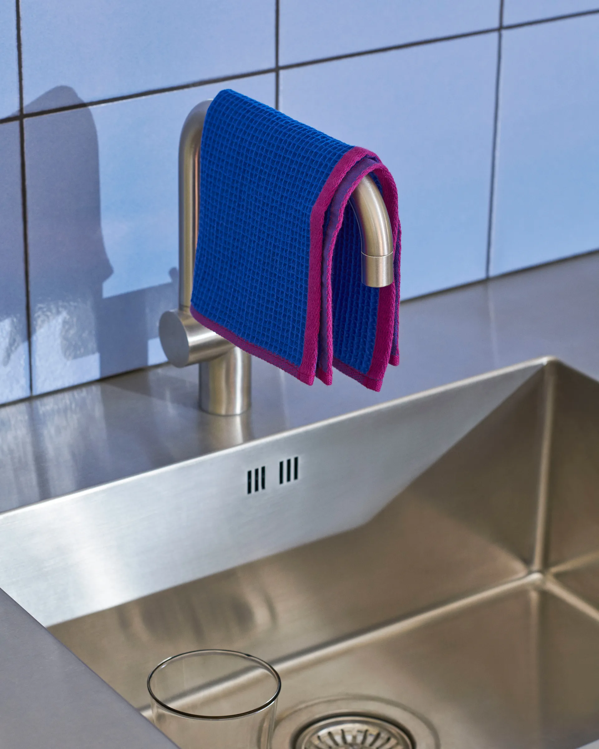 Canteen theedoek 31x31 cm 2-pack, Blue/fuchsia-Beige/yellow HAY