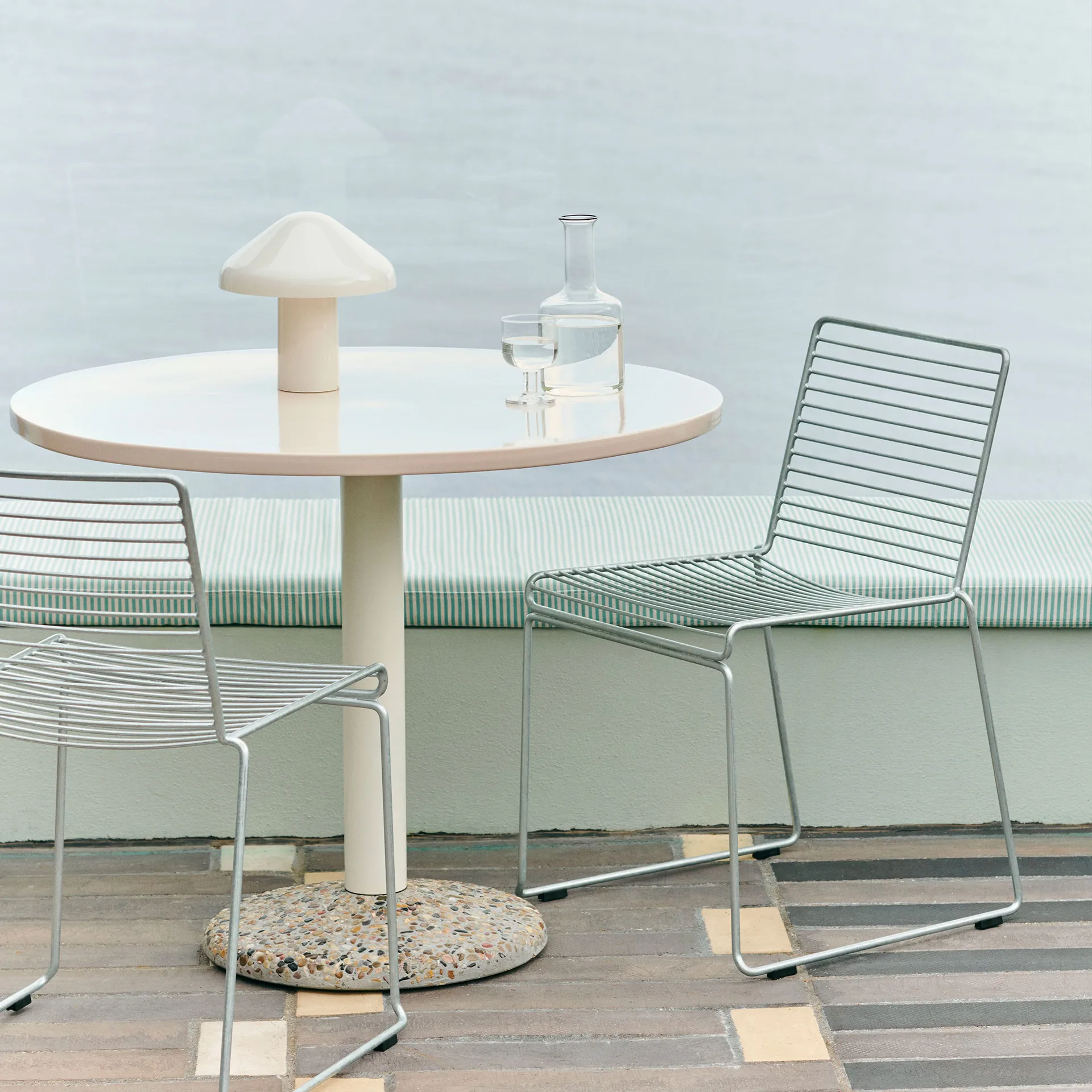 Ceramic Table tafel Ø90 cm, Warm white HAY