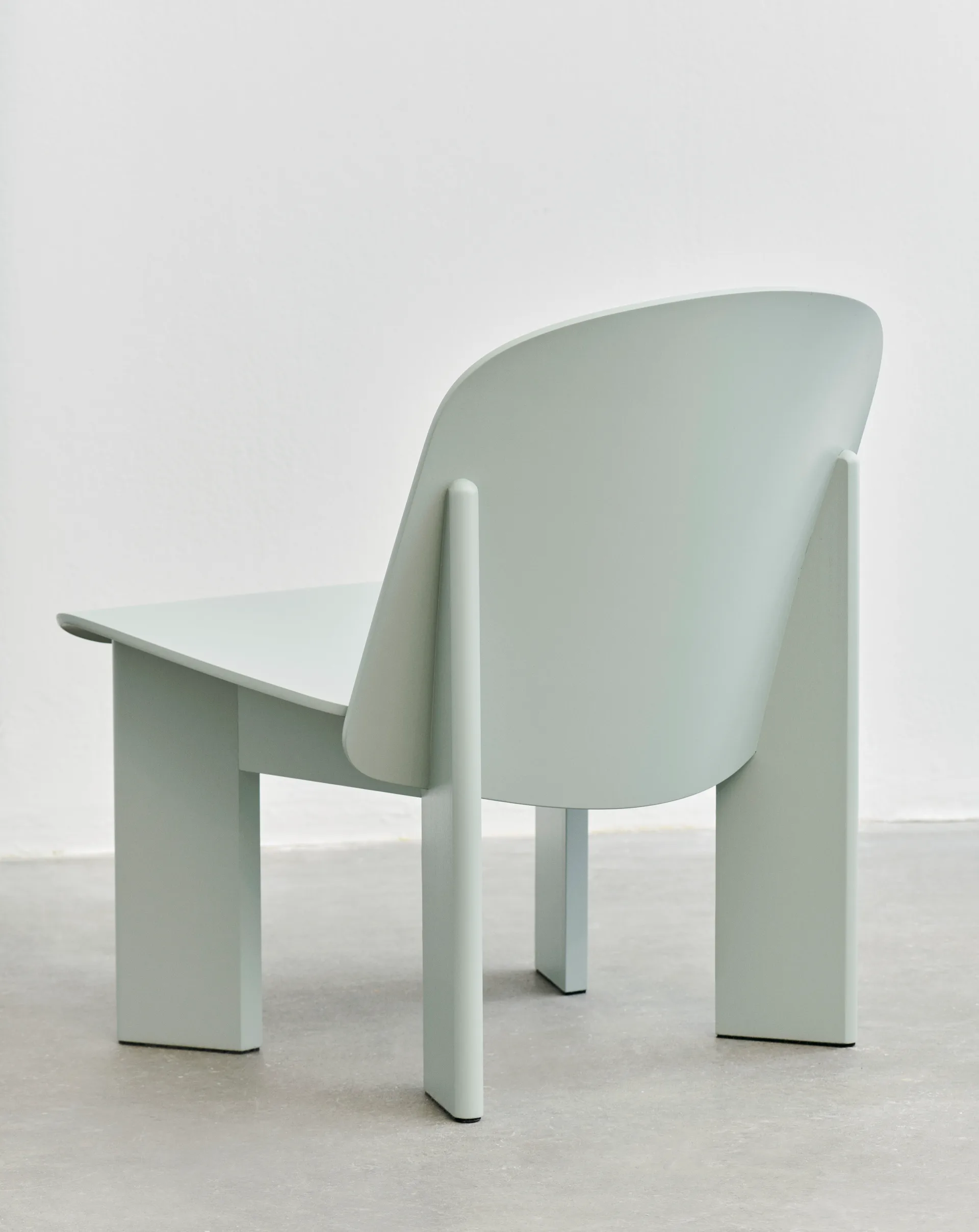 Chisel loungestoel, Eucalyptus gelakt beuken HAY