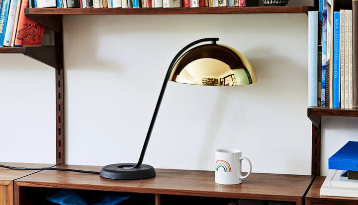 Cloche tafellamp, Polished brass HAY