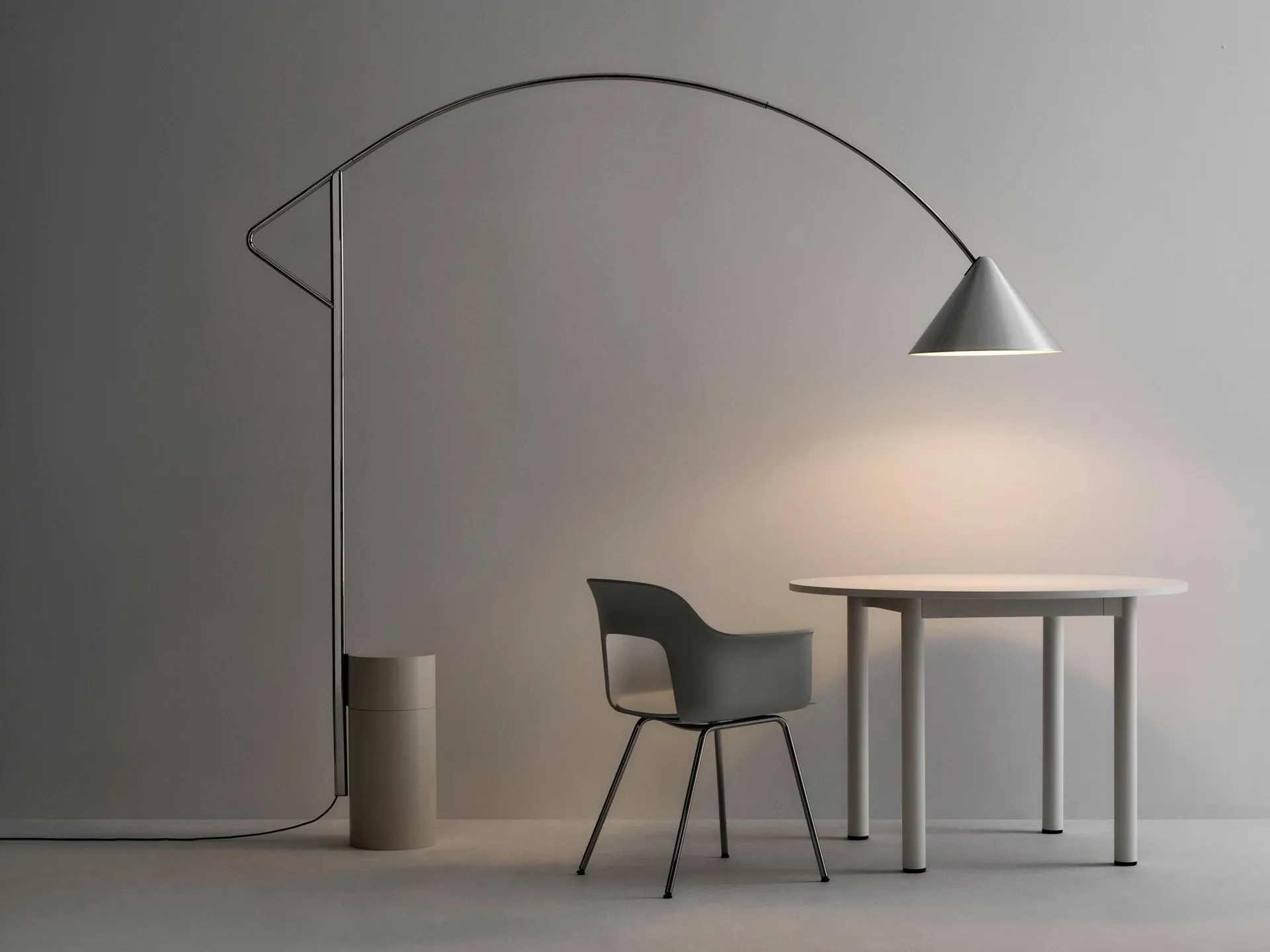 Compass vloerlamp, Zilverkleurig HAY