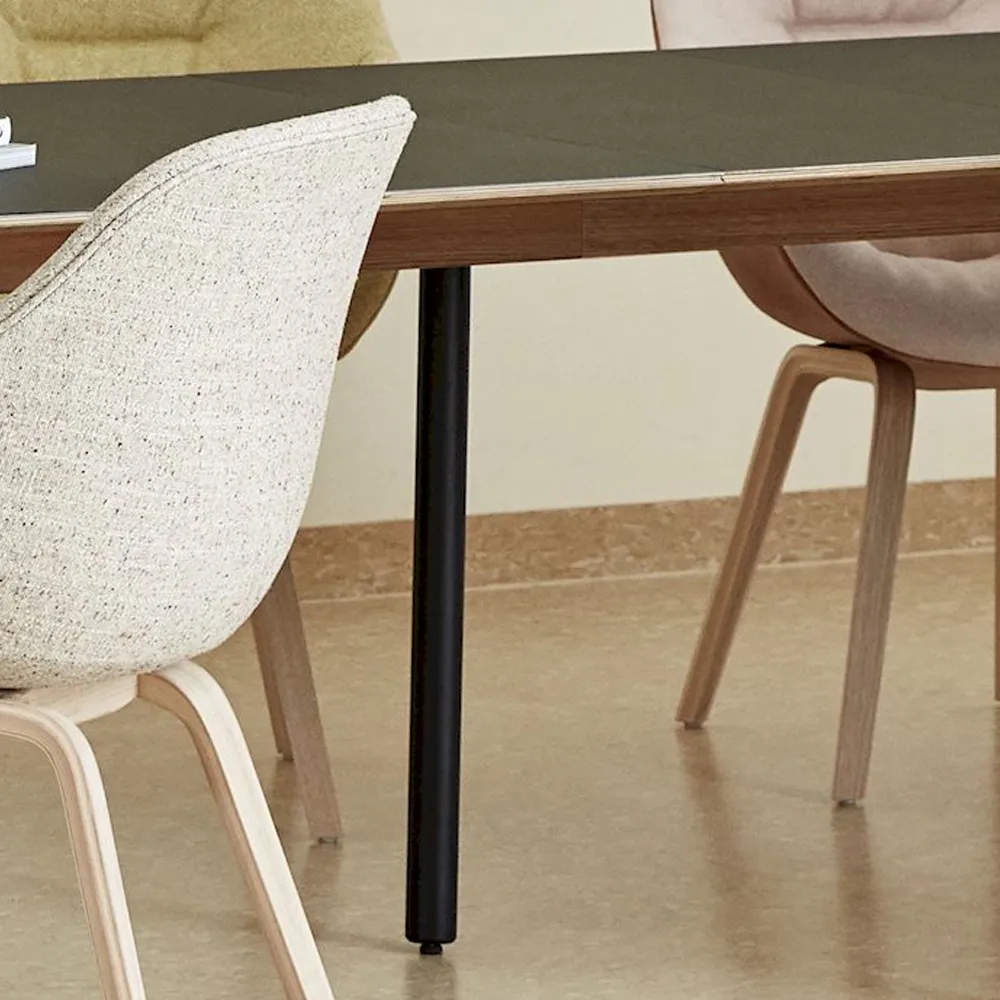 CPH30 Extendable steunpoot, Black water-based lacquered oak HAY