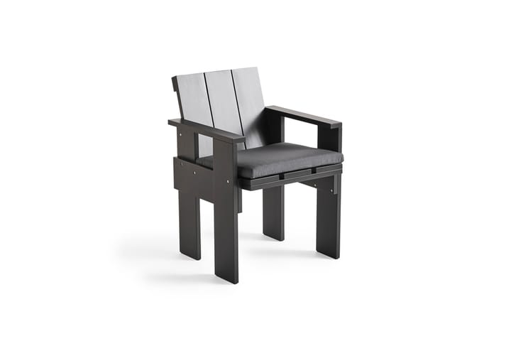 Crate Dining Chair armstoel gelakt sparrenhout - Black - HAY