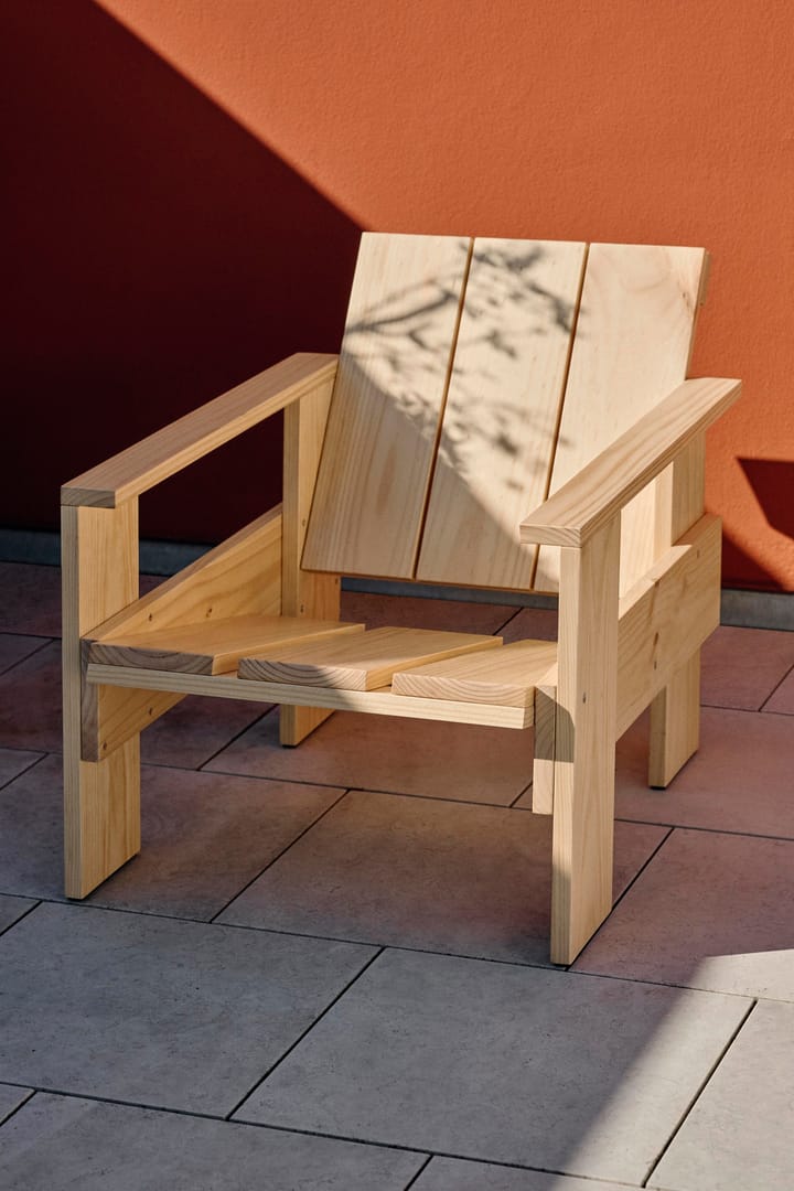 Crate lounge stoel gelakt sparrenhout, Natural HAY