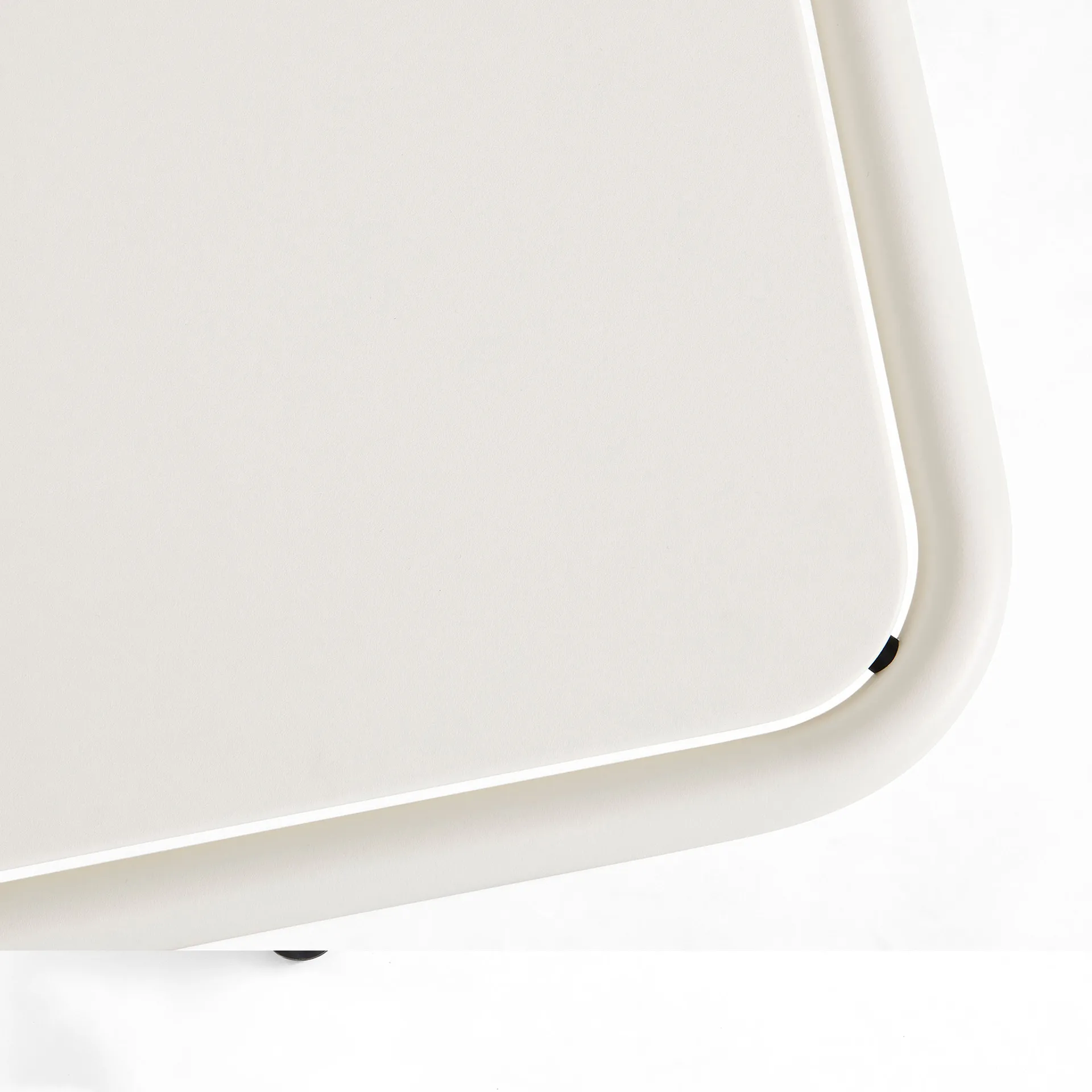 Deville tafel 60x70x74 cm, Cream white HAY