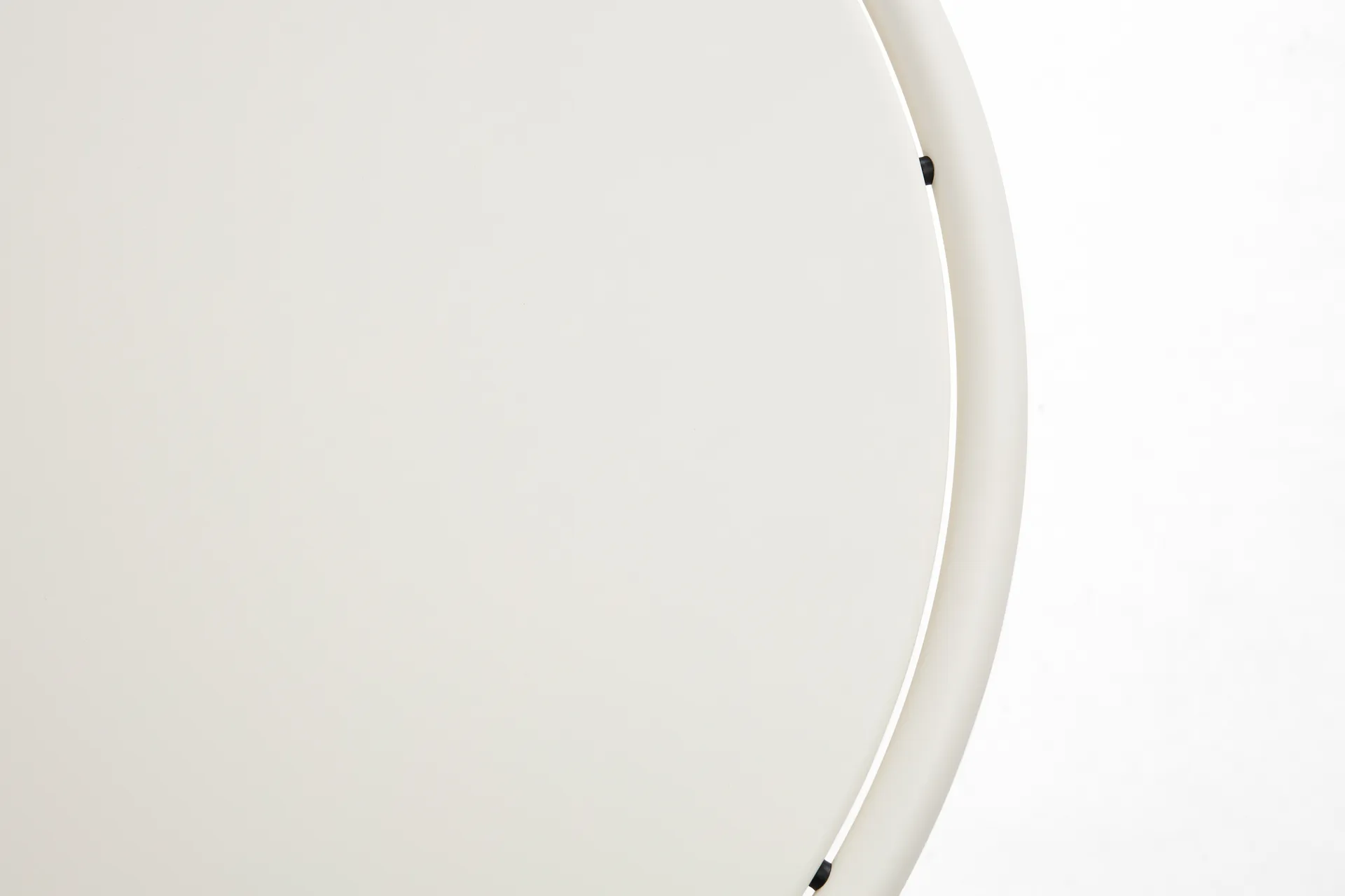 Deville tafel, Cream white, Ø80x74 cm HAY