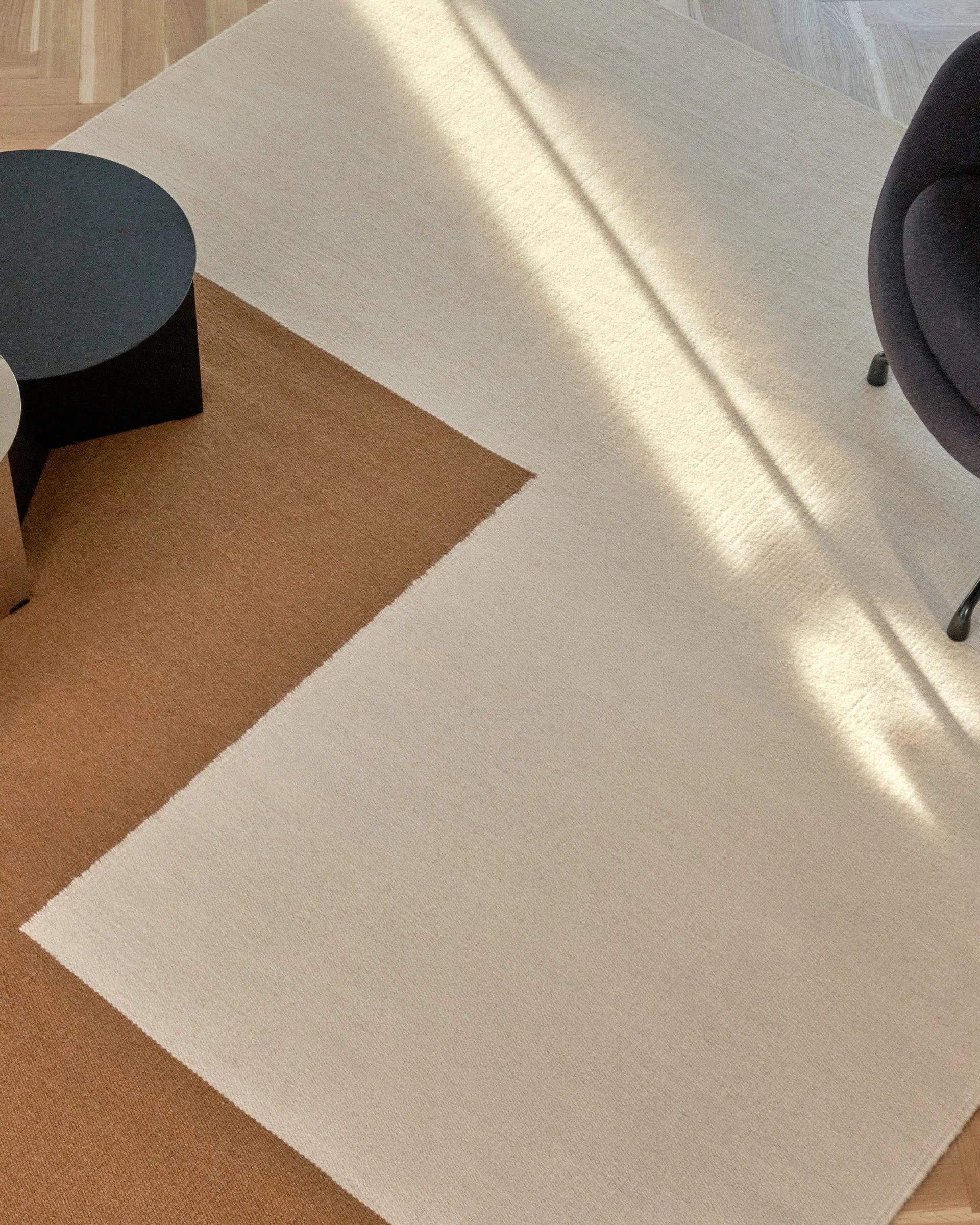 Ethan Cook Flat Works vloerkleed 170x240 cm, Brown L HAY