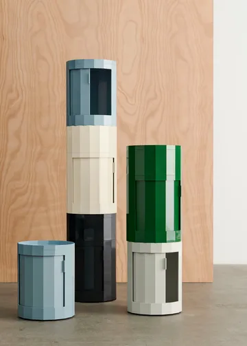 Facet Cabinet 101 bijzettafel - Spinach green - HAY