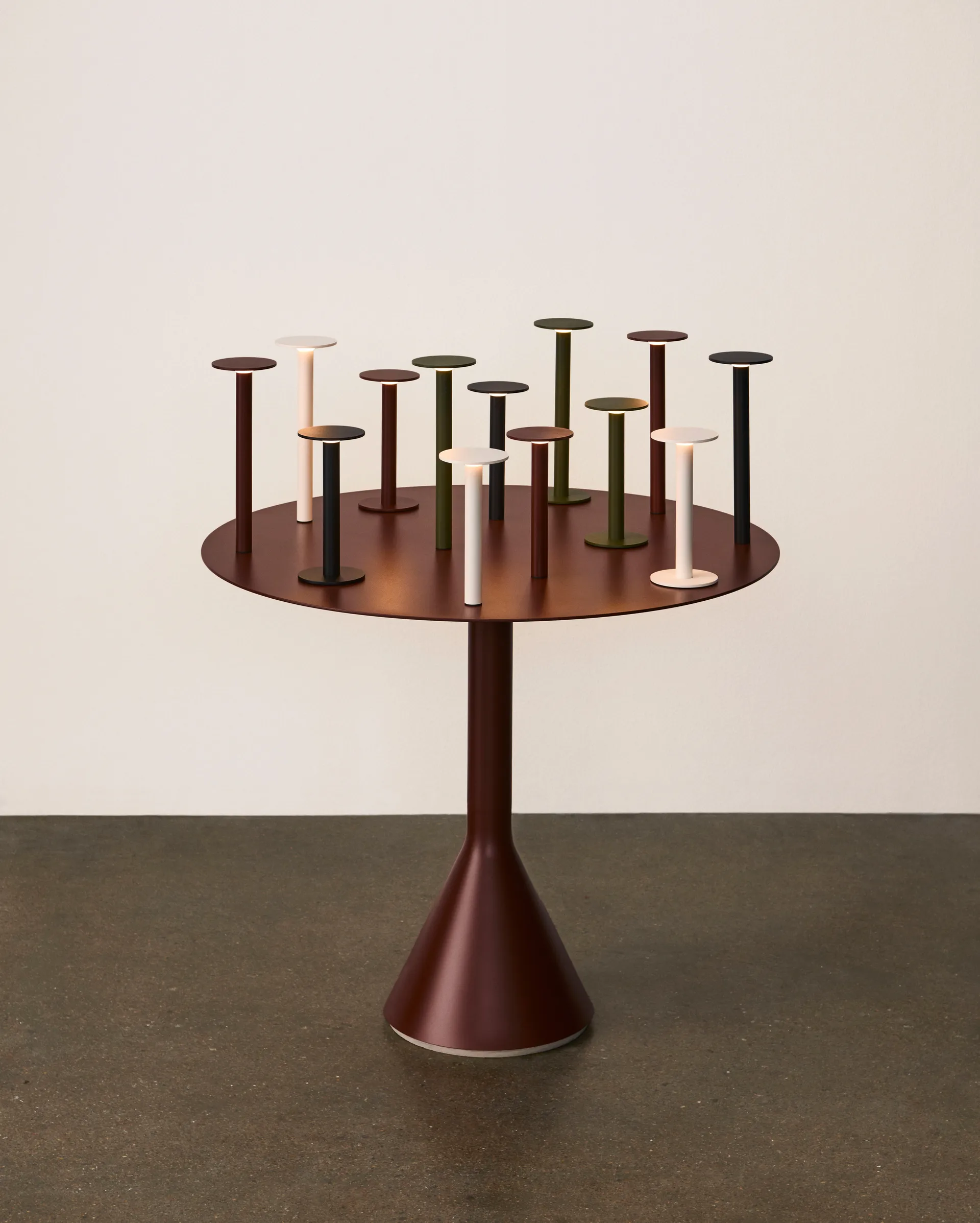 Host draagbare lamp, Antraciet, 30 cm HAY