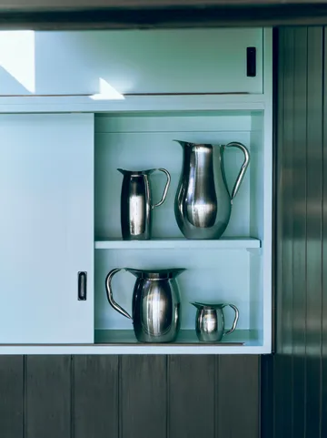 Indian Steel Pitcher kan - Tall 0,9 L - HAY