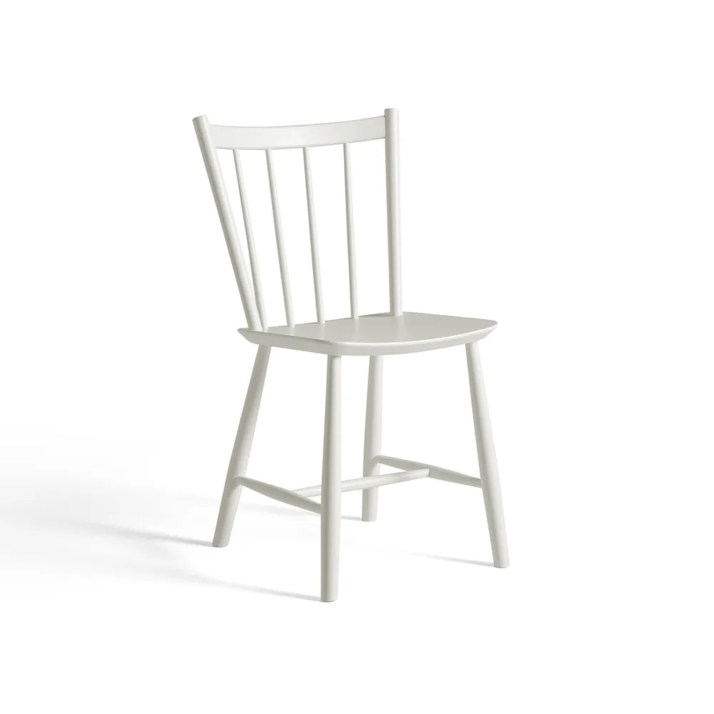 J41 stoel, White lacquered beech HAY