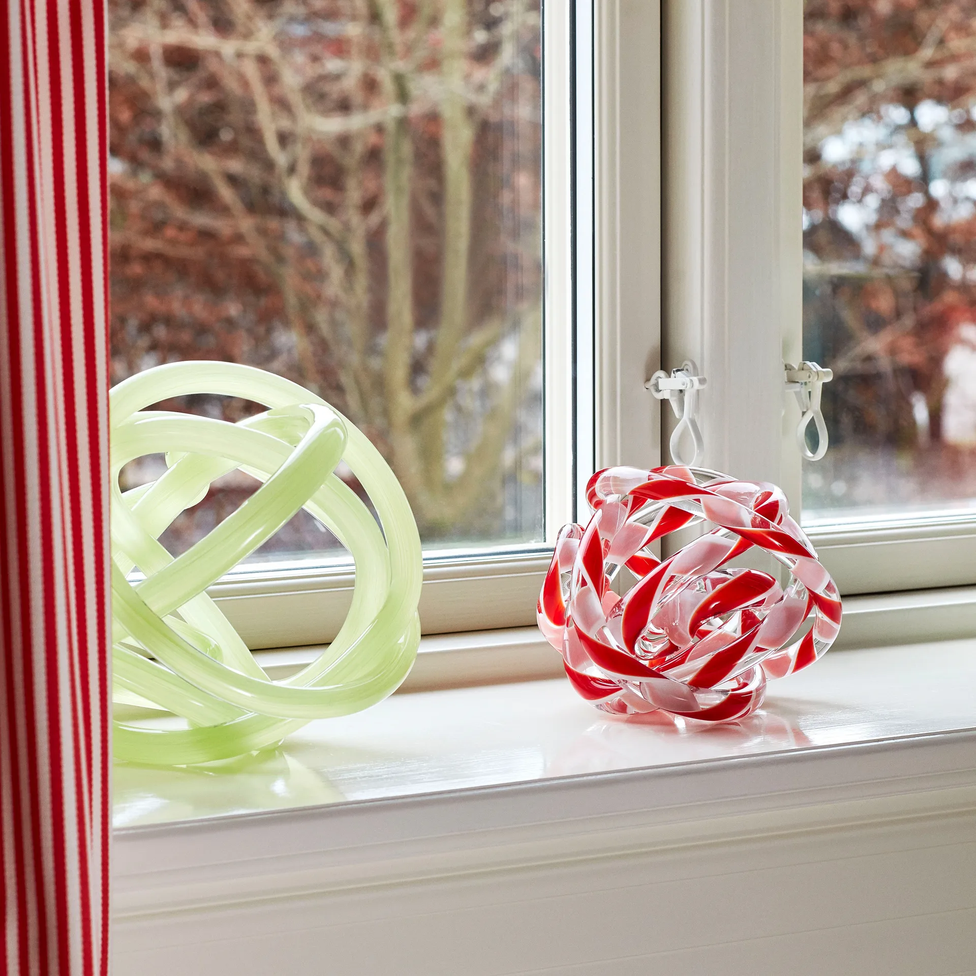 Knot No 2 L glazen sculptuur, Light green HAY