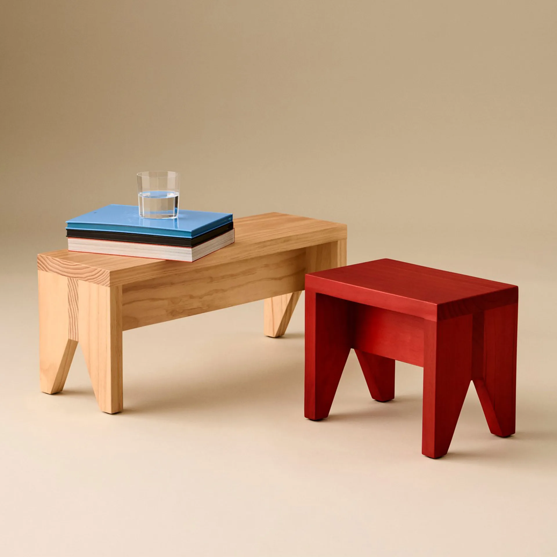 Manolito Short kruk, Red, 30 cm HAY