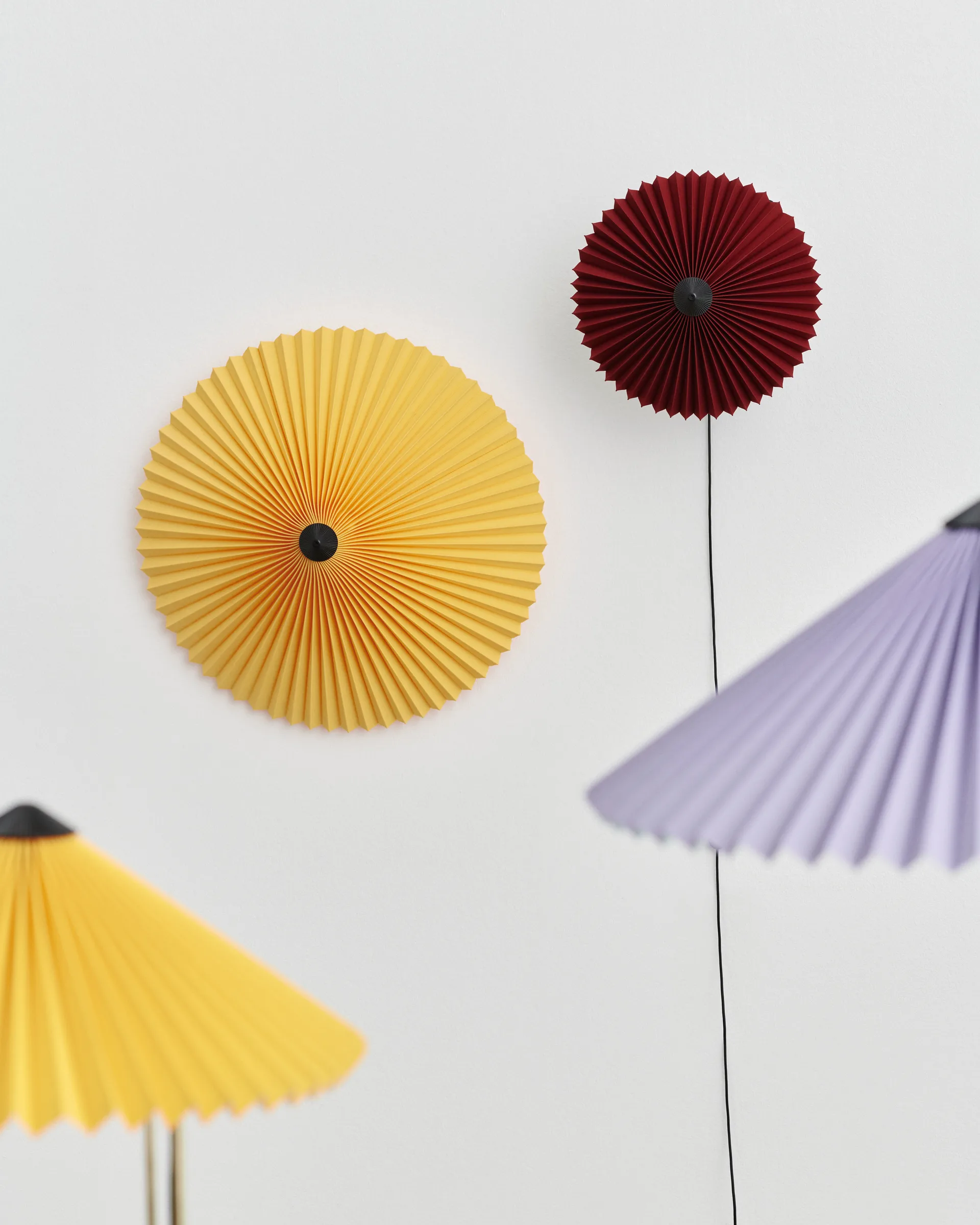 Matin flush mount plafondlamp Ø50 cm, Yellow shade HAY