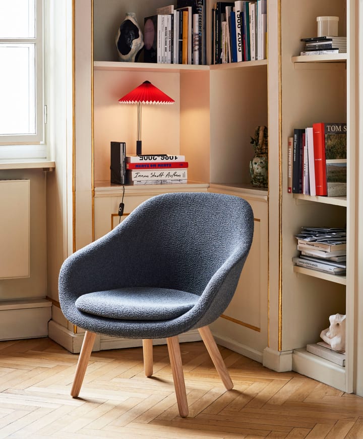 Matin table tafellamp Ø30 cm, Bright red shade HAY