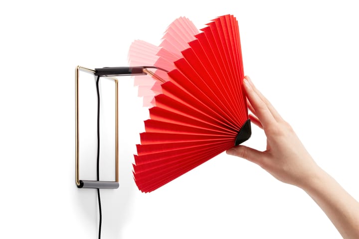 Matin wall muurlamp Ø30 cm, Bright red shade HAY