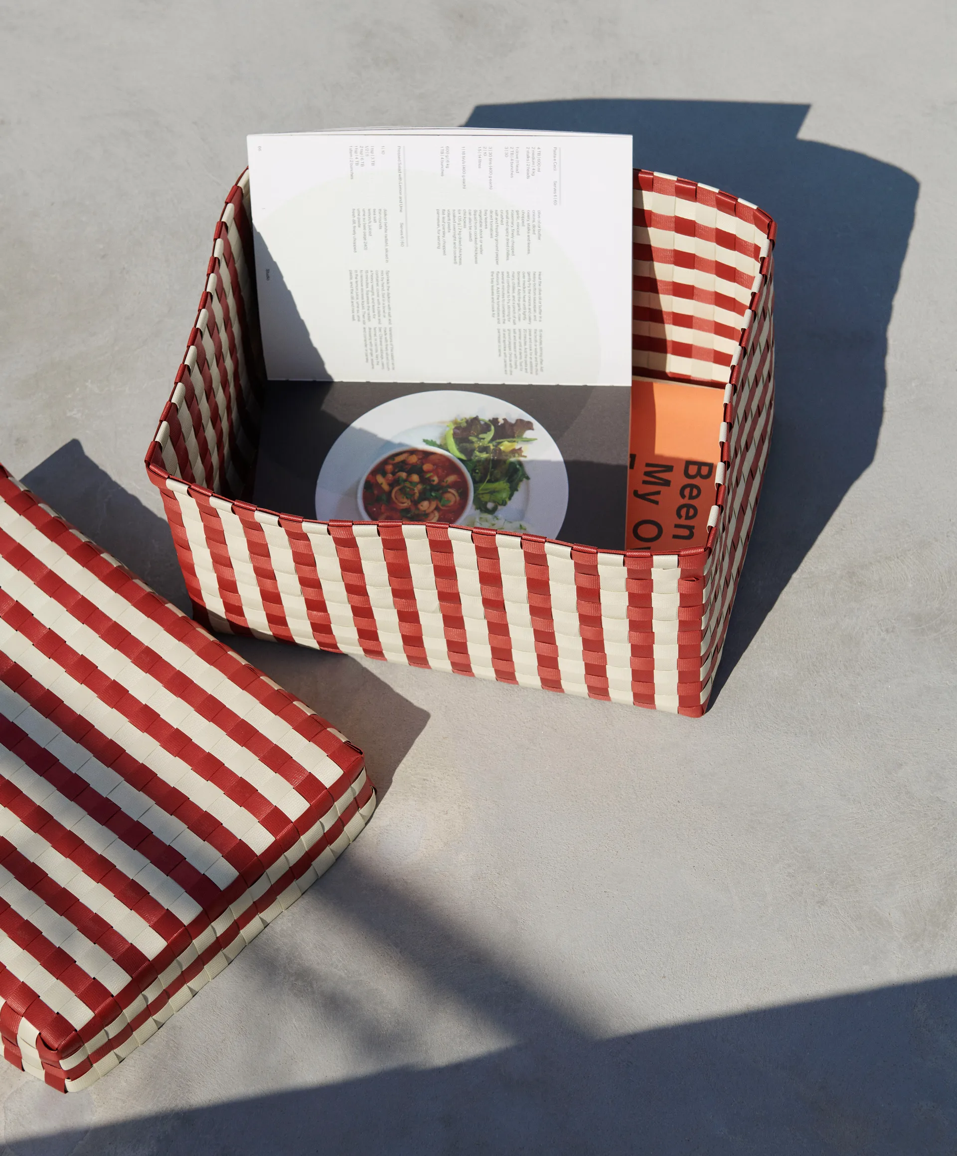 Maxim Stripe Box opbergmand L 26,5x35,5 cm, Rood-zand HAY