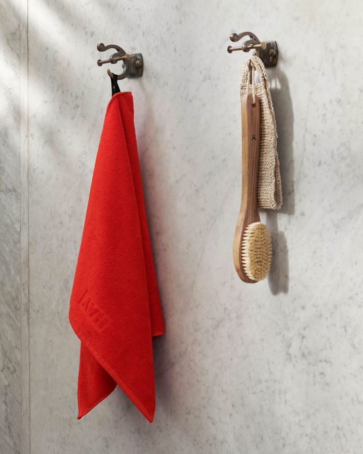 Mono handdoek 50x90 cm - Poppy red - HAY