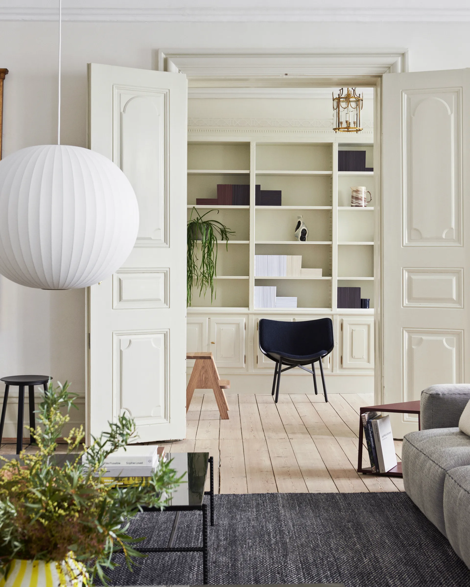 Nelson Bubble Ball hanglamp L, Off white HAY