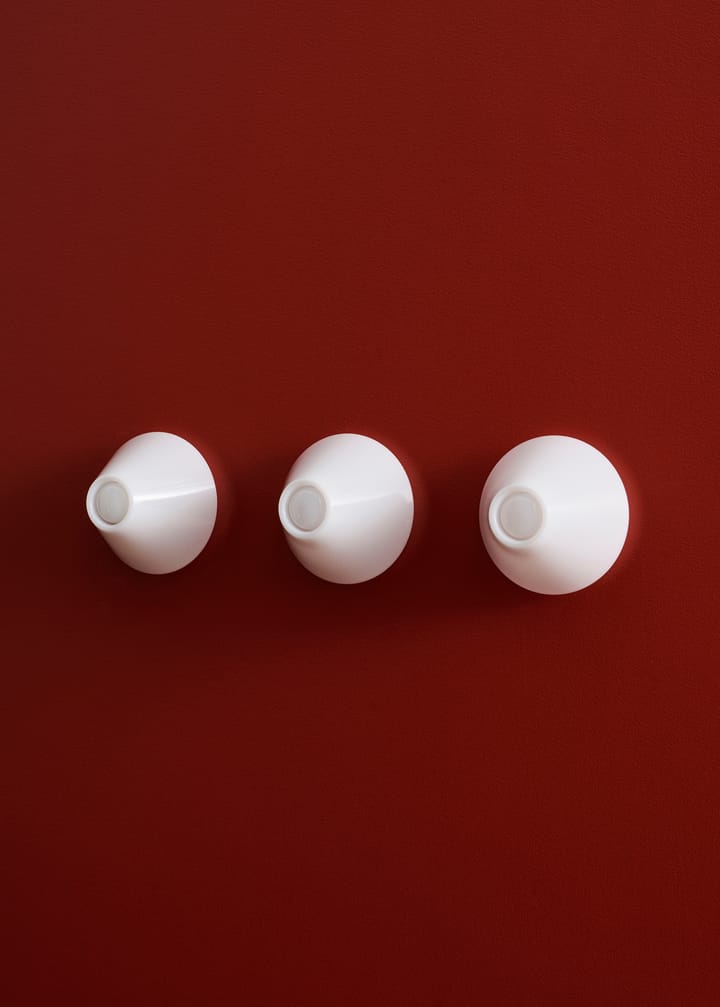 Ono Flush Mount wandlamp Ø20 cm, Opal acrylic HAY