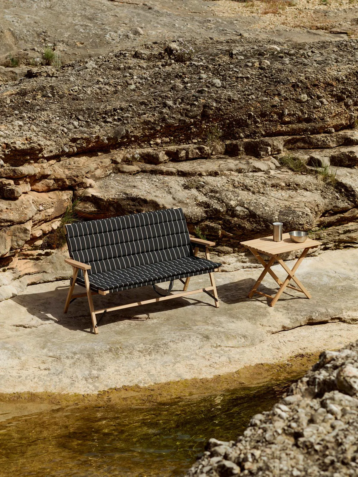 Outdoor Market klapbank, Zwart-beige, 2-zits HAY