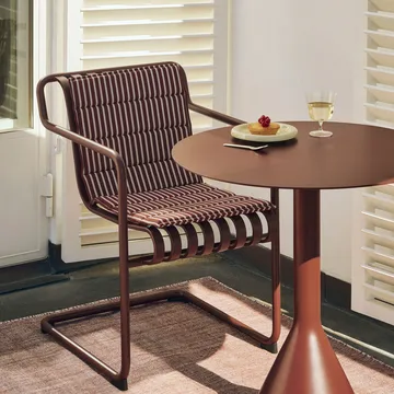 Palissade Cantilever Dining armstoel - Iron red - HAY